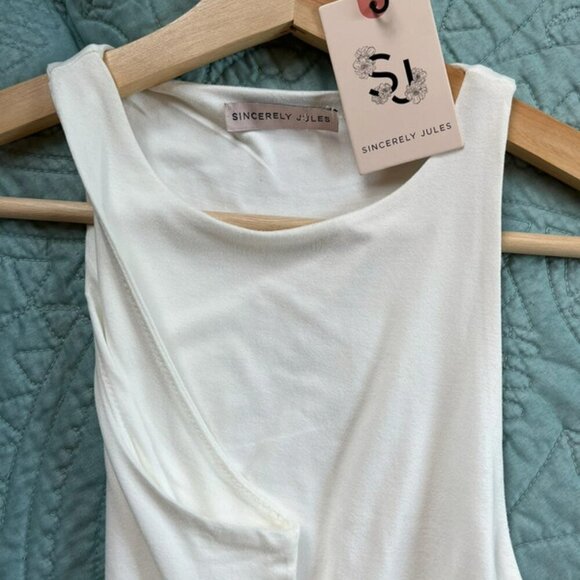 NWT Sincerely Jules Bodysuit XS White Sleeveless Stretch - Picture 3 of 3